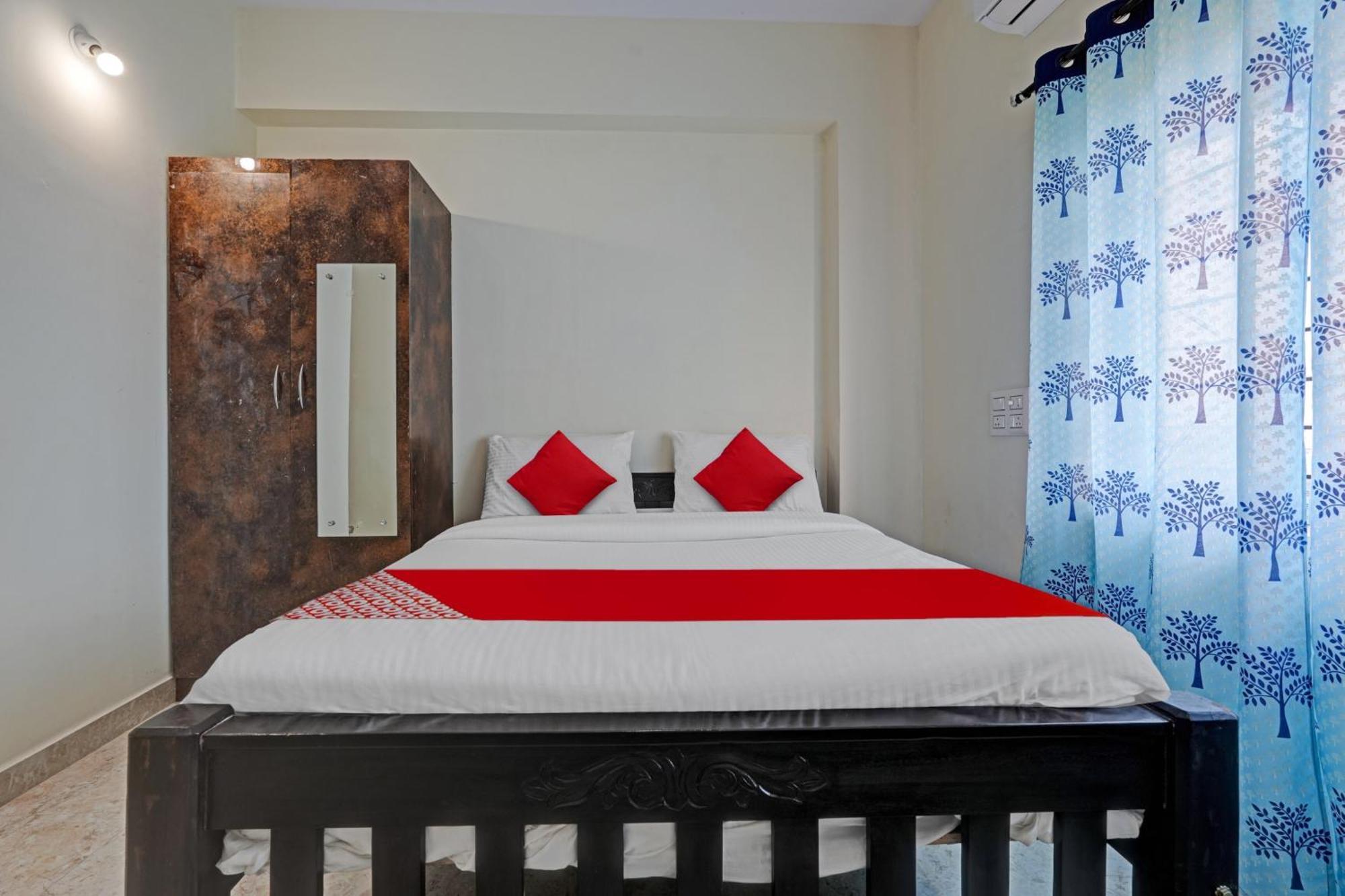Hotel O Sri Chowdeshwari Boarding And Lodging Tavarikere المظهر الخارجي الصورة